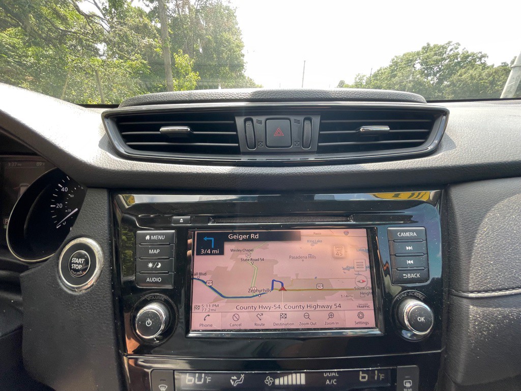 2019 Nissan Rogue Image 10