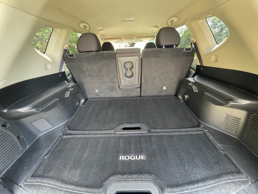 2019 Nissan Rogue Image 17