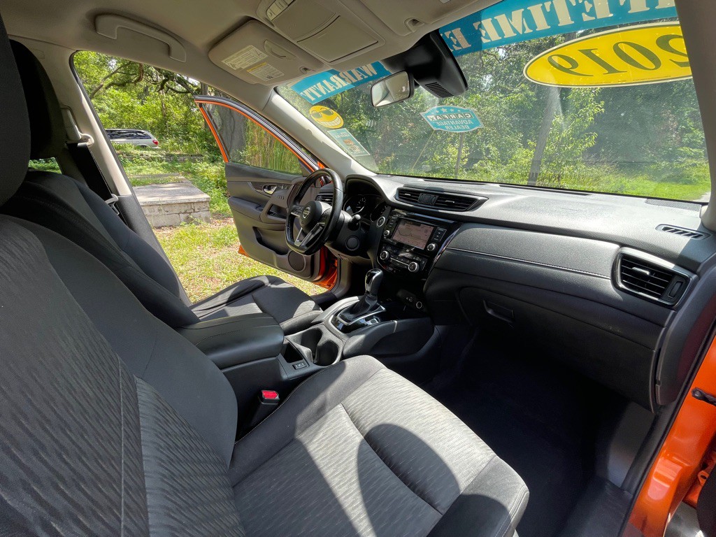 2019 Nissan Rogue Image 20