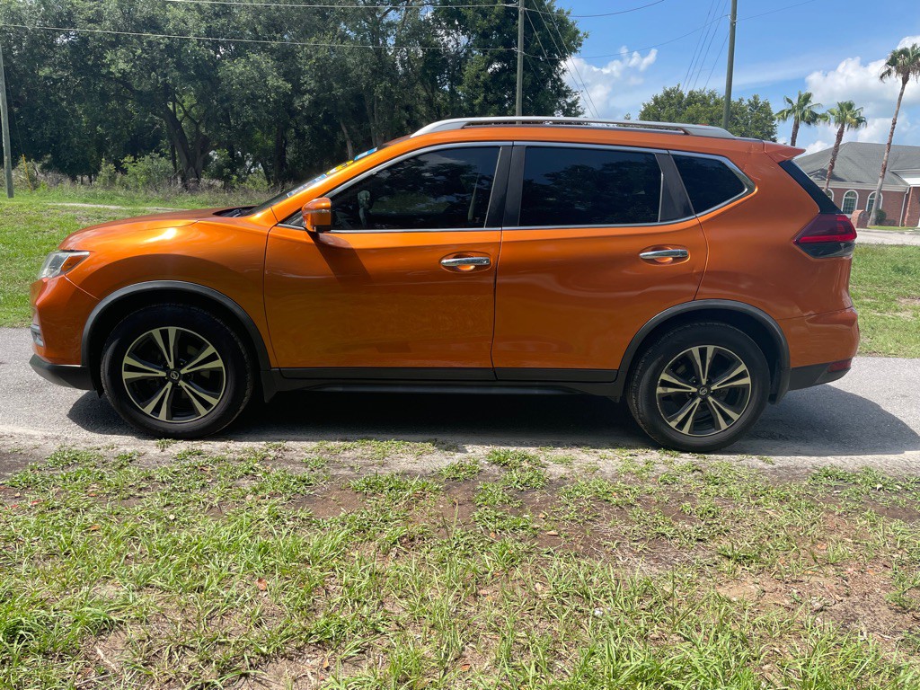 2019 Nissan Rogue Image 4
