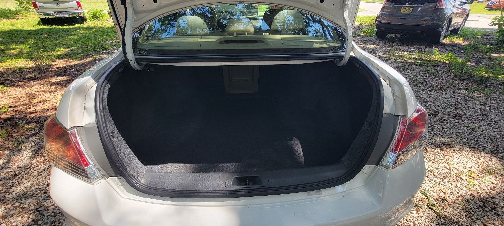 2009 Honda Accord Image 28