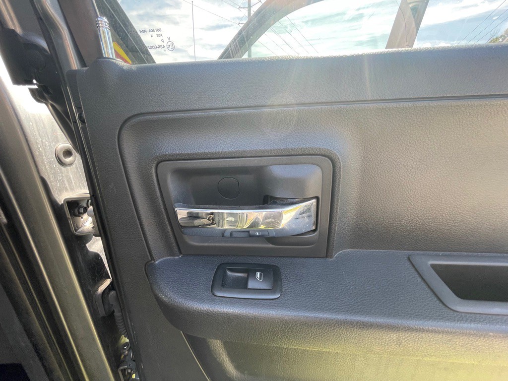 2010 Dodge Ram 1500 Image 24