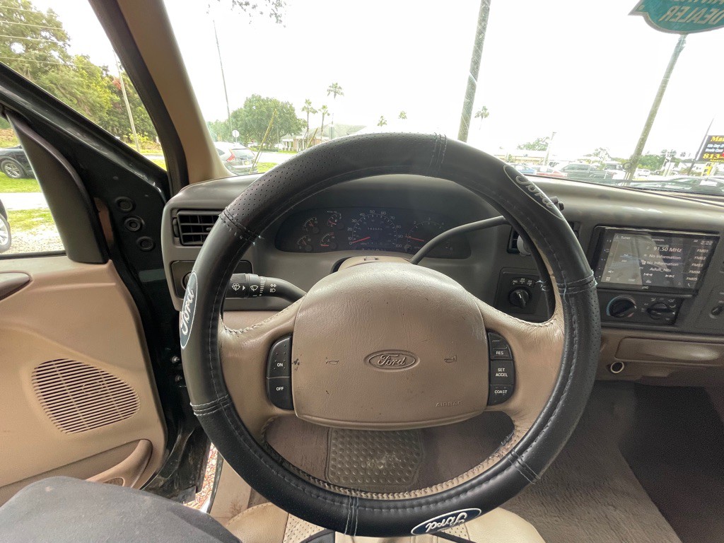 2001 Ford F-250 Image 11