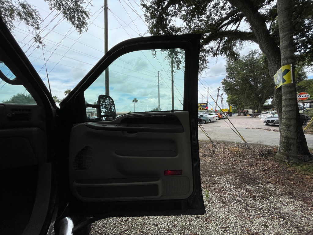 2001 Ford F-250 Image 29