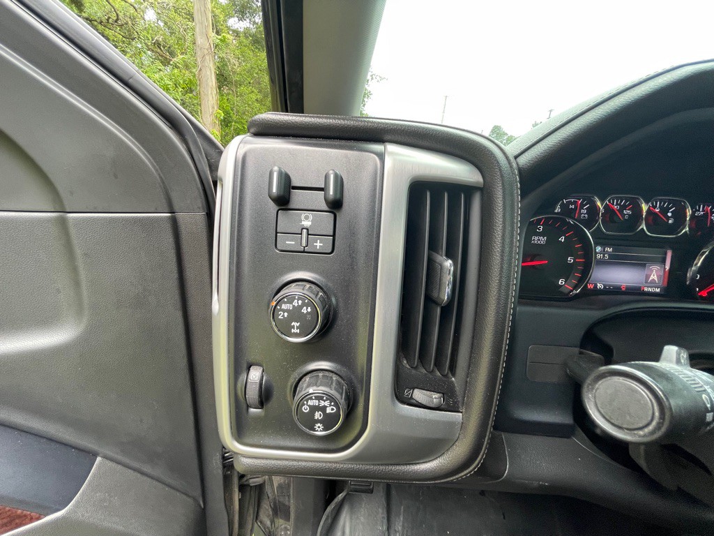 2015 GMC Sierra Image 15