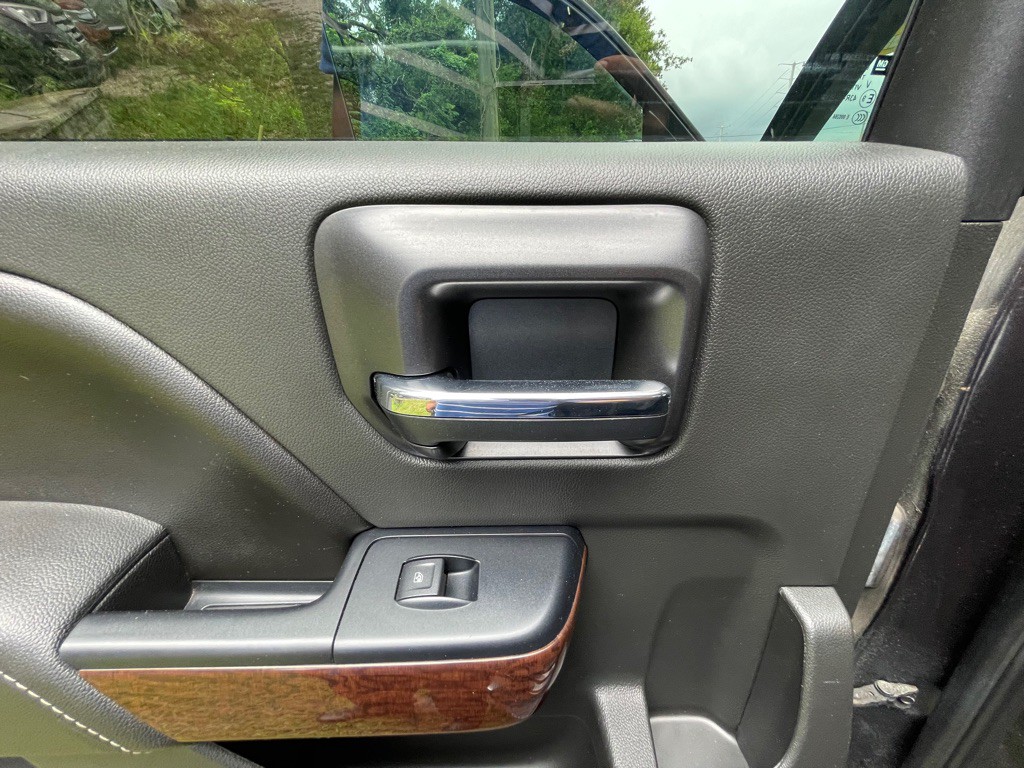 2015 GMC Sierra Image 28