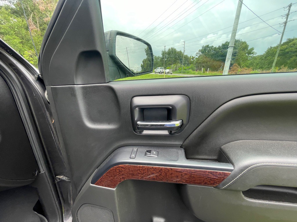 2015 GMC Sierra Image 32