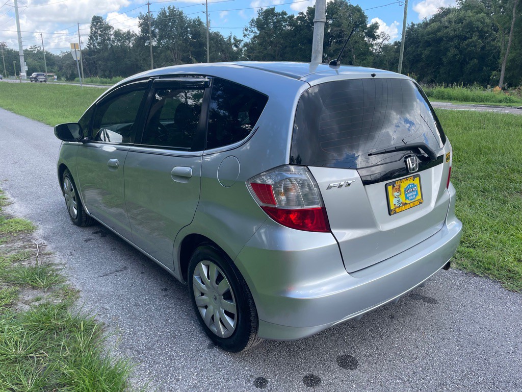 2013 Honda Fit Image 5