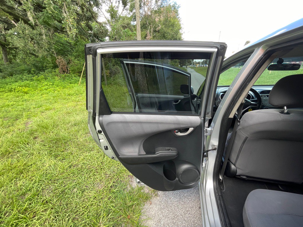2013 Honda Fit Image 25