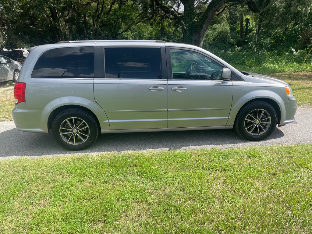 2017 Dodge Grand Caravan Image 8