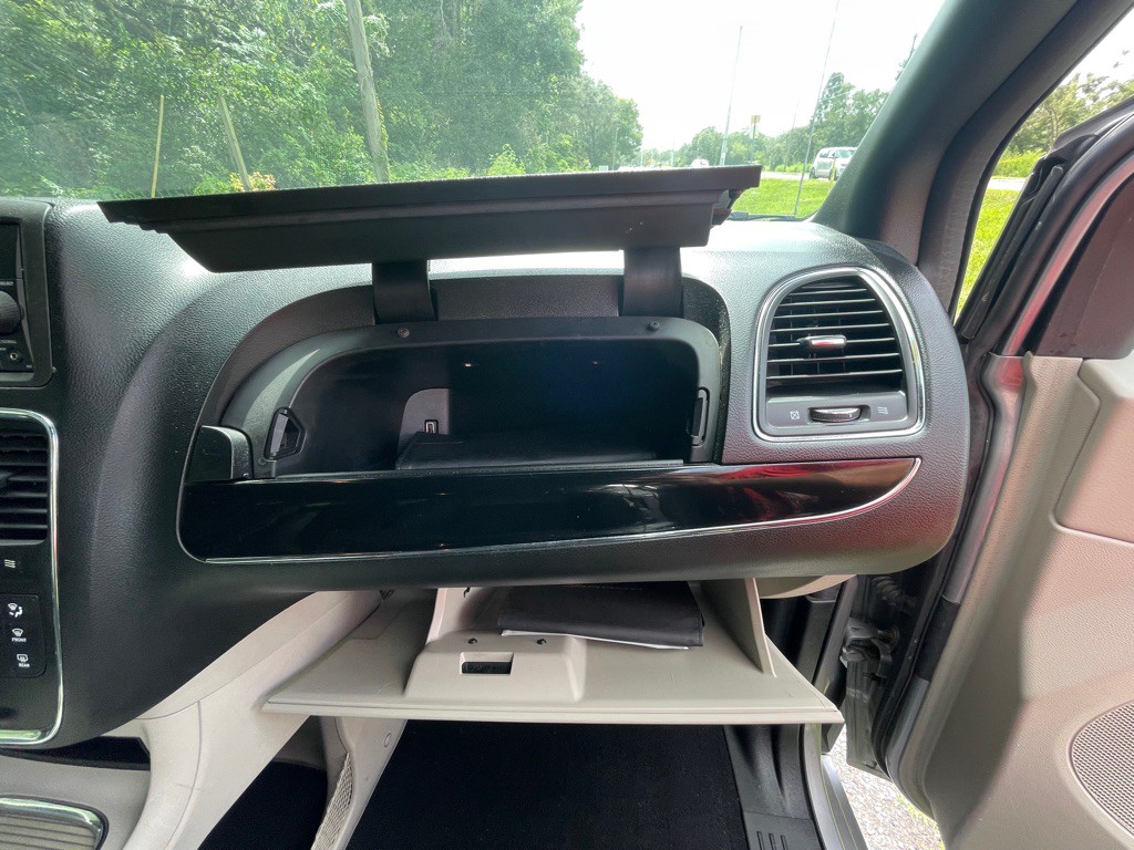 2017 Dodge Grand Caravan Image 19
