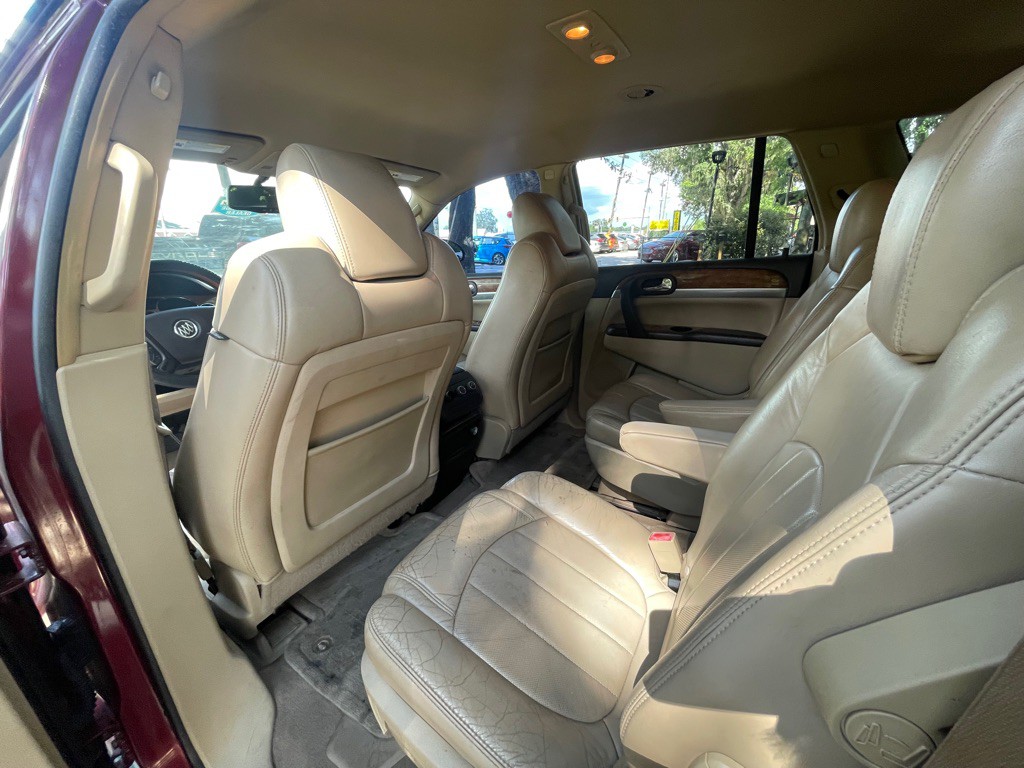 2010 Buick Enclave Image 13