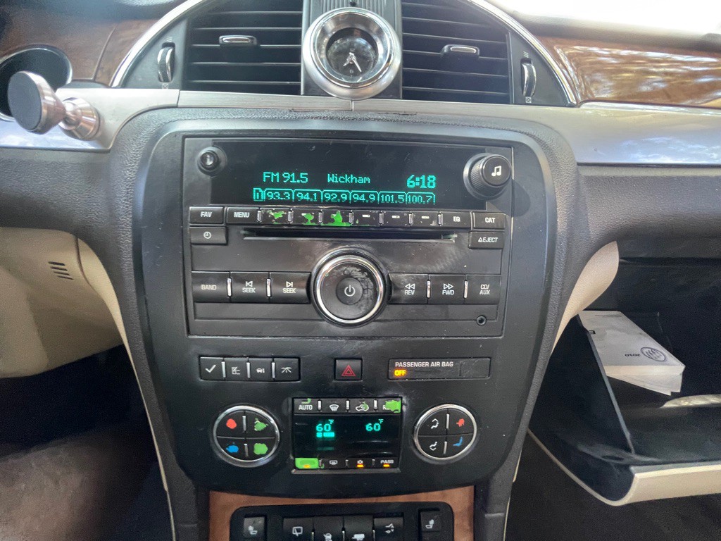 2010 Buick Enclave Image 29