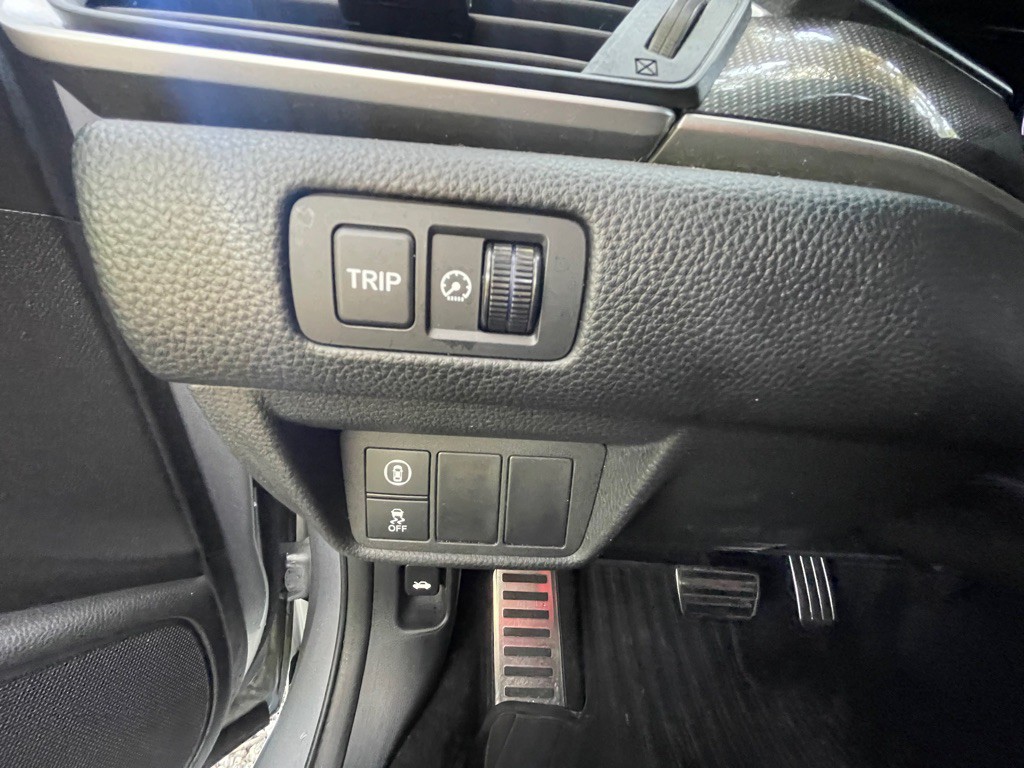 2020 Honda Accord Image 15