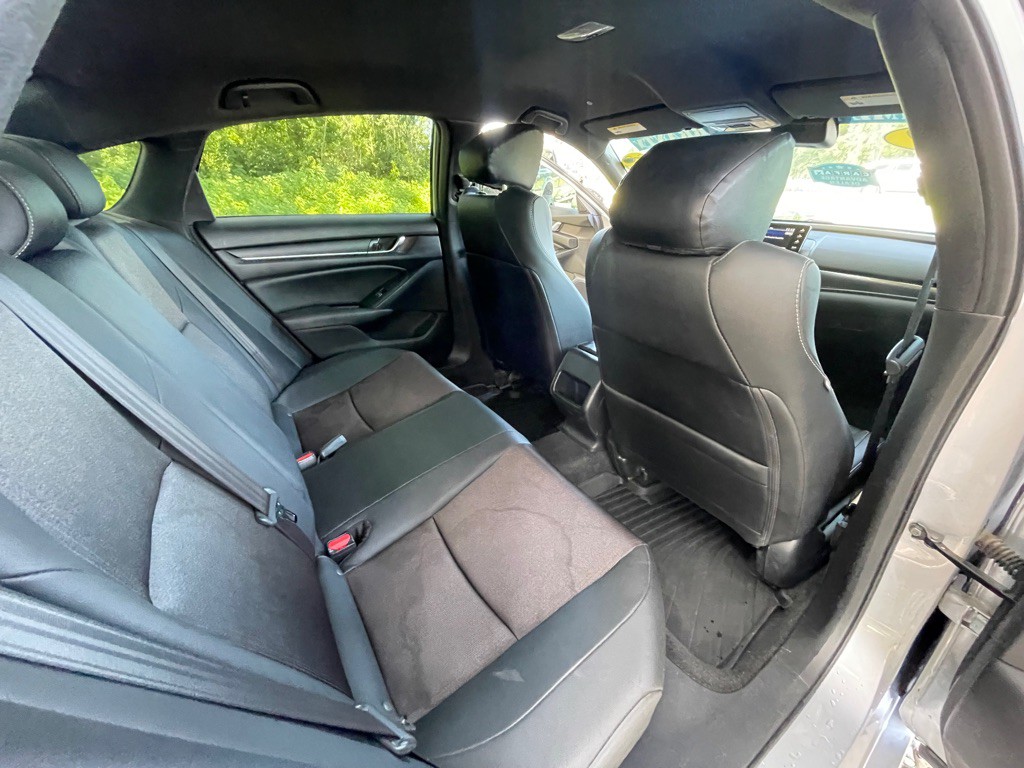 2020 Honda Accord Image 21