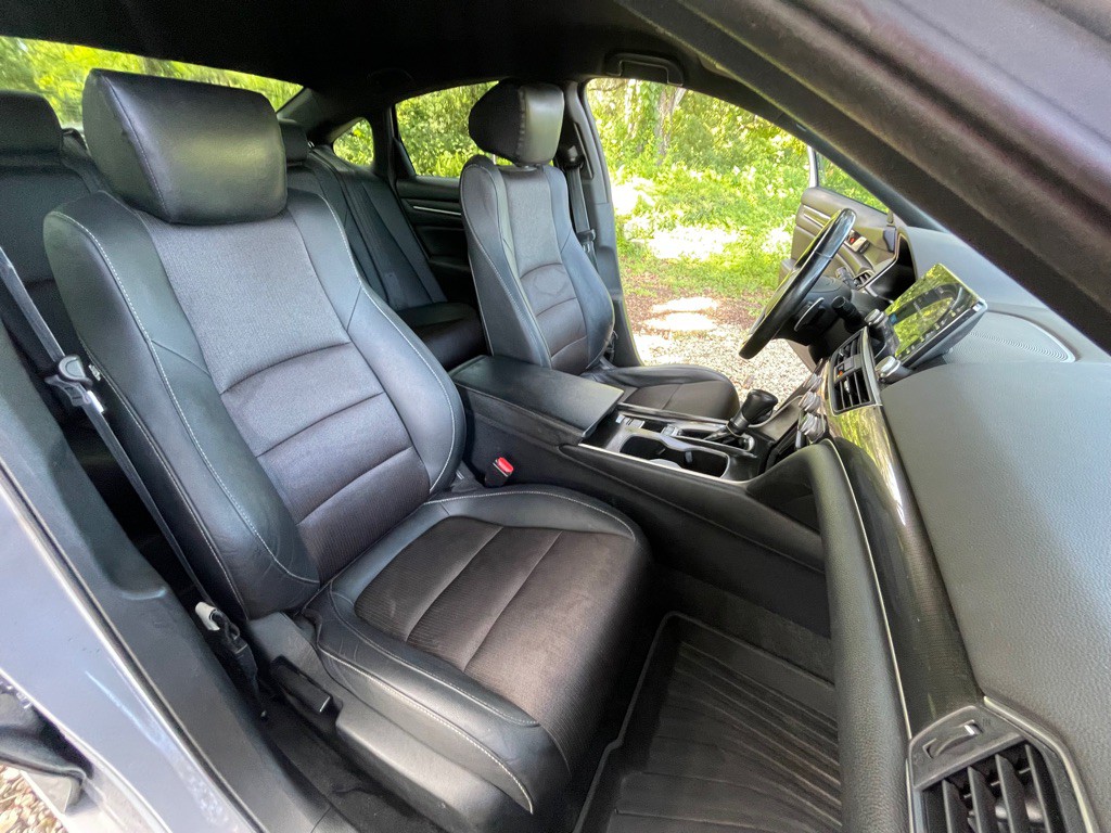 2020 Honda Accord Image 24