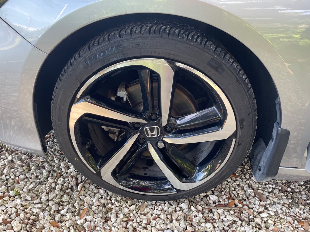 2020 Honda Accord Image 36