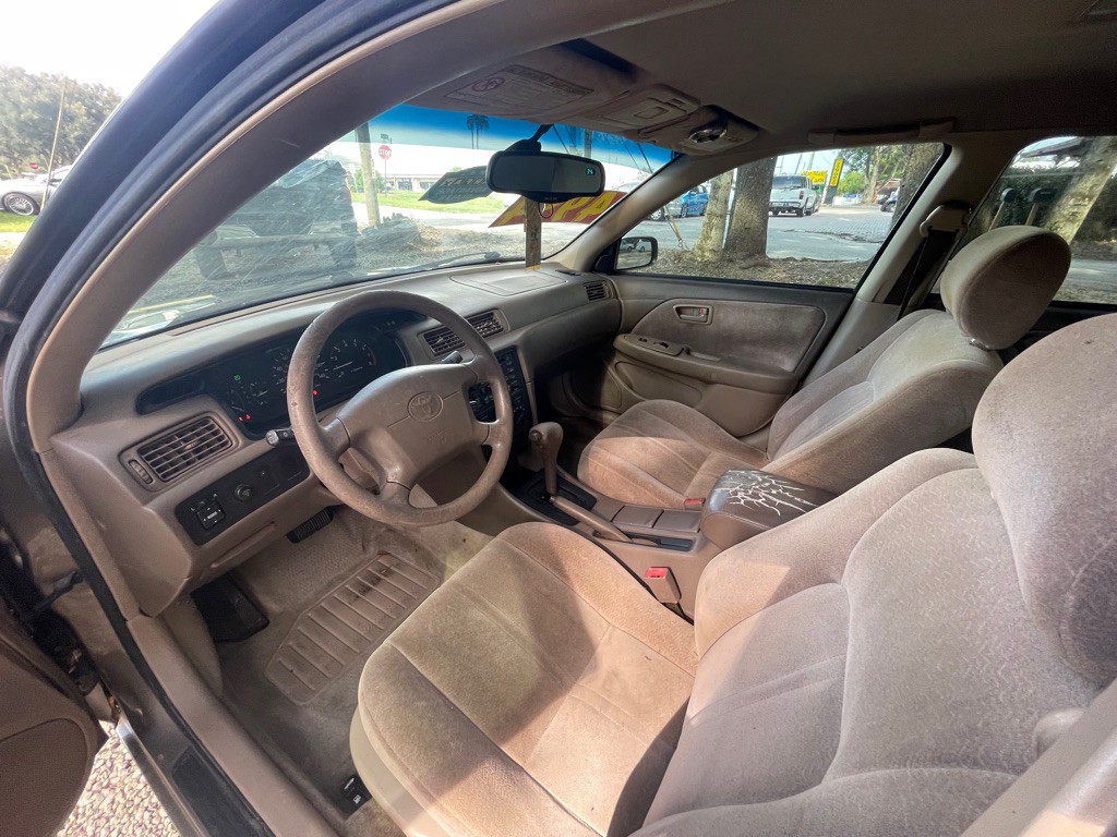 1999 Toyota Camry Image 14