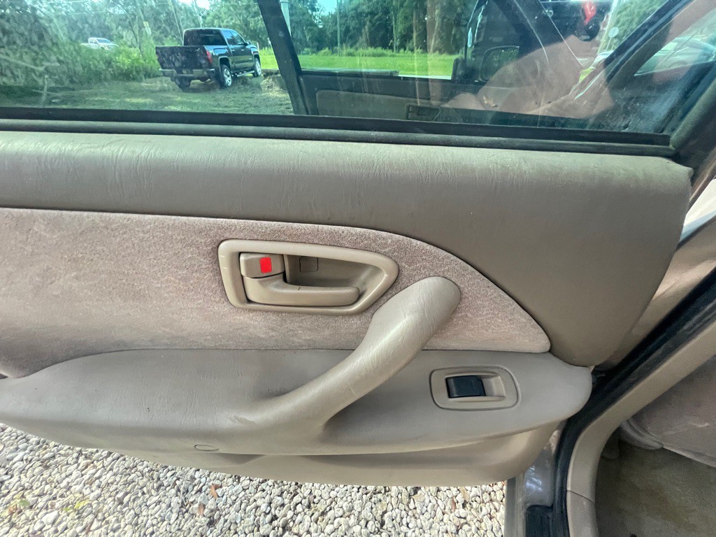1999 Toyota Camry Image 26