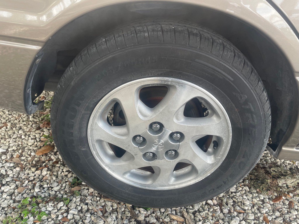 1999 Toyota Camry Image 32