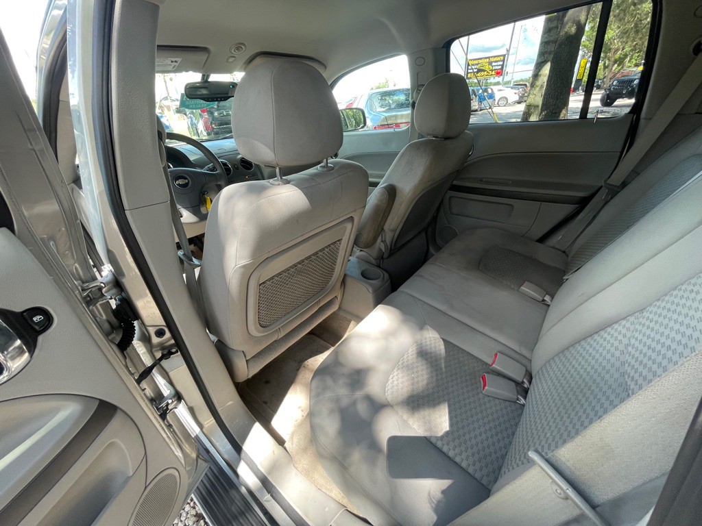 2008 Chevrolet HHR Image 17