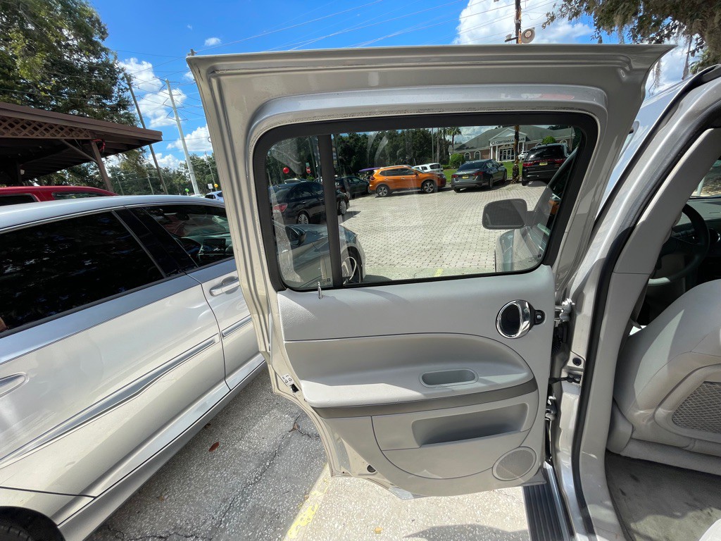 2008 Chevrolet HHR Image 26