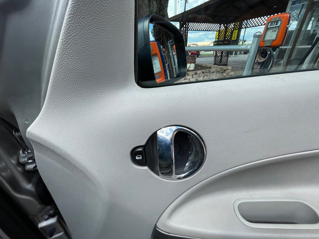 2008 Chevrolet HHR Image 31