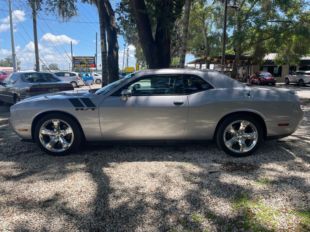 2014 Dodge Challenger Image 4