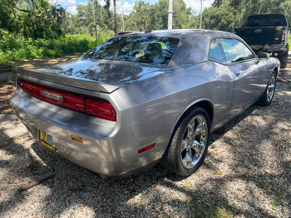2014 Dodge Challenger Image 7