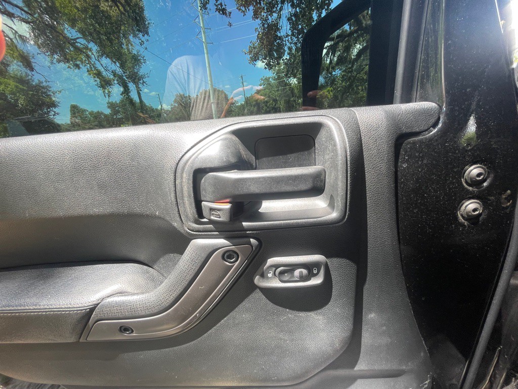 2018 Jeep Wrangler Unlimited Image 25