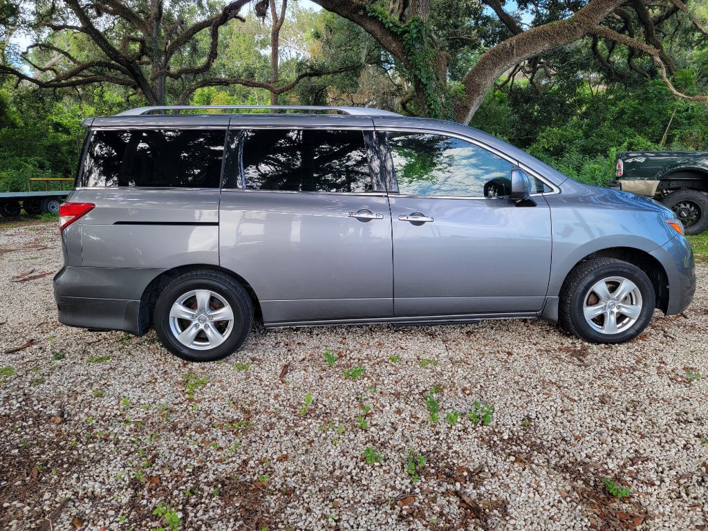 2016 Nissan Quest Image 8