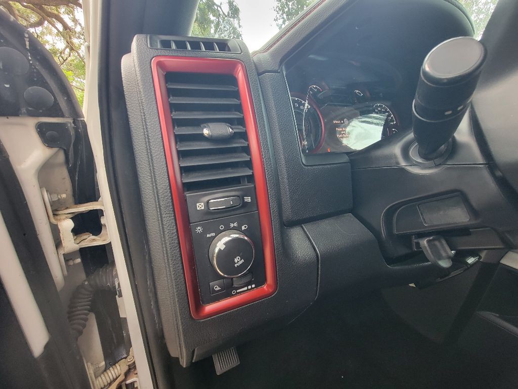 2016 RAM 1500 Image 15