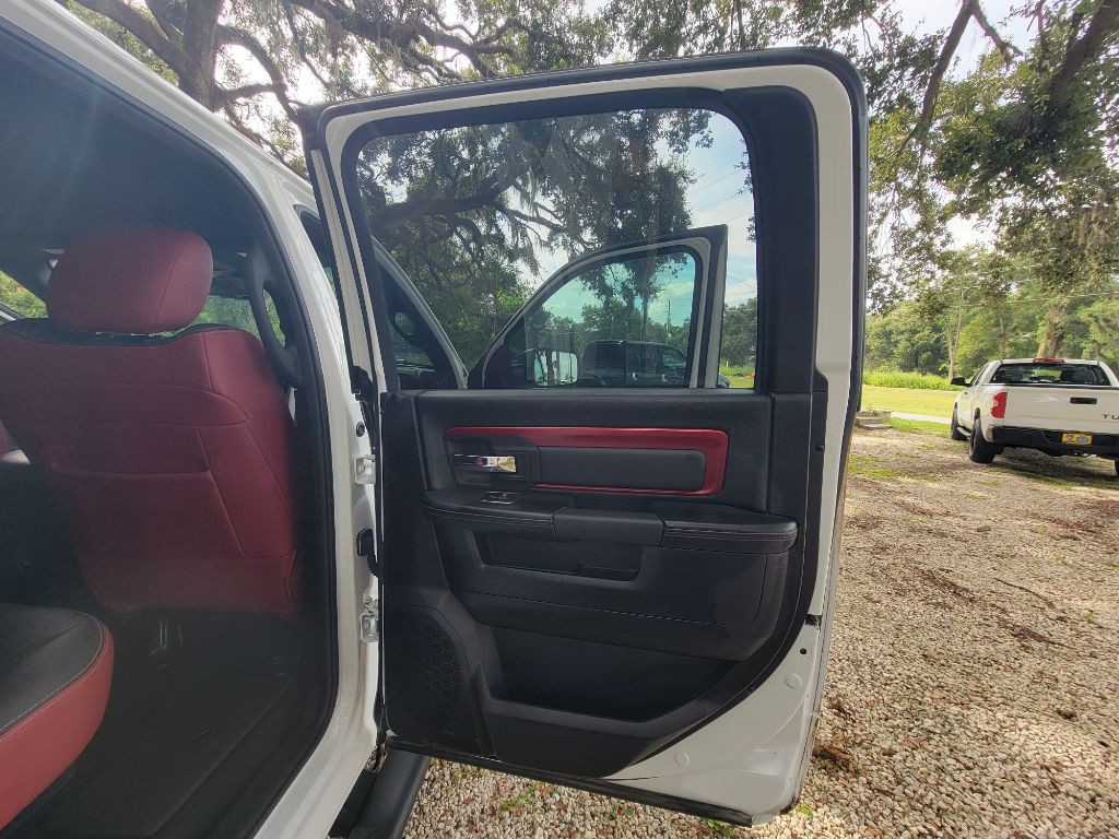 2016 RAM 1500 Image 38
