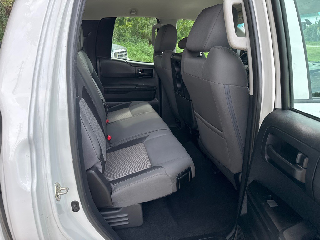 2017 Toyota Tundra Image 15