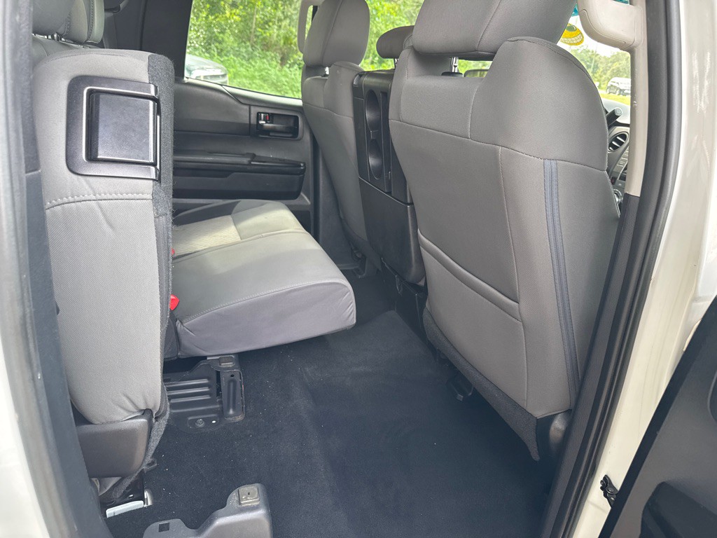 2017 Toyota Tundra Image 16