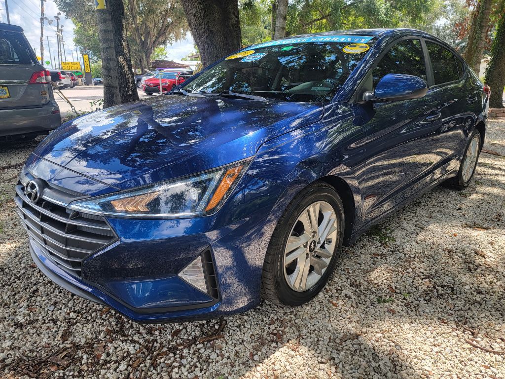 2020 Hyundai Elantra Image 3