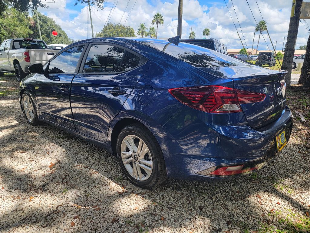 2020 Hyundai Elantra Image 5