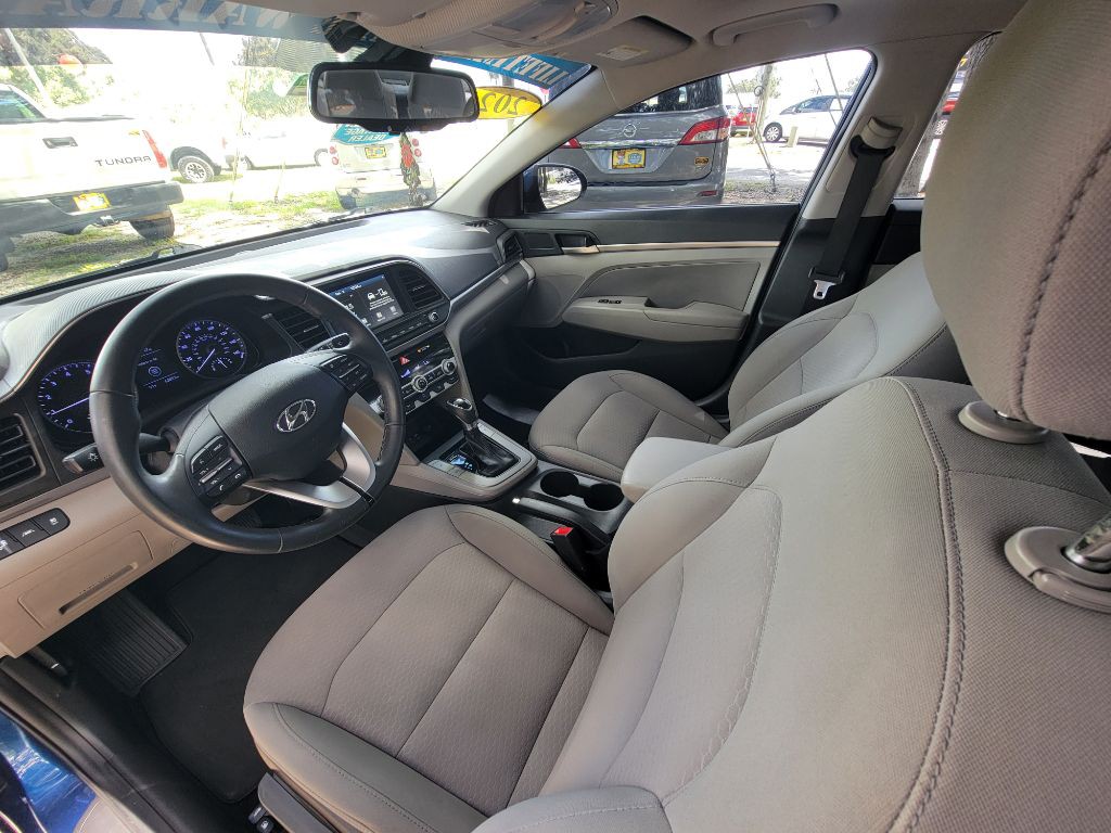 2020 Hyundai Elantra Image 14