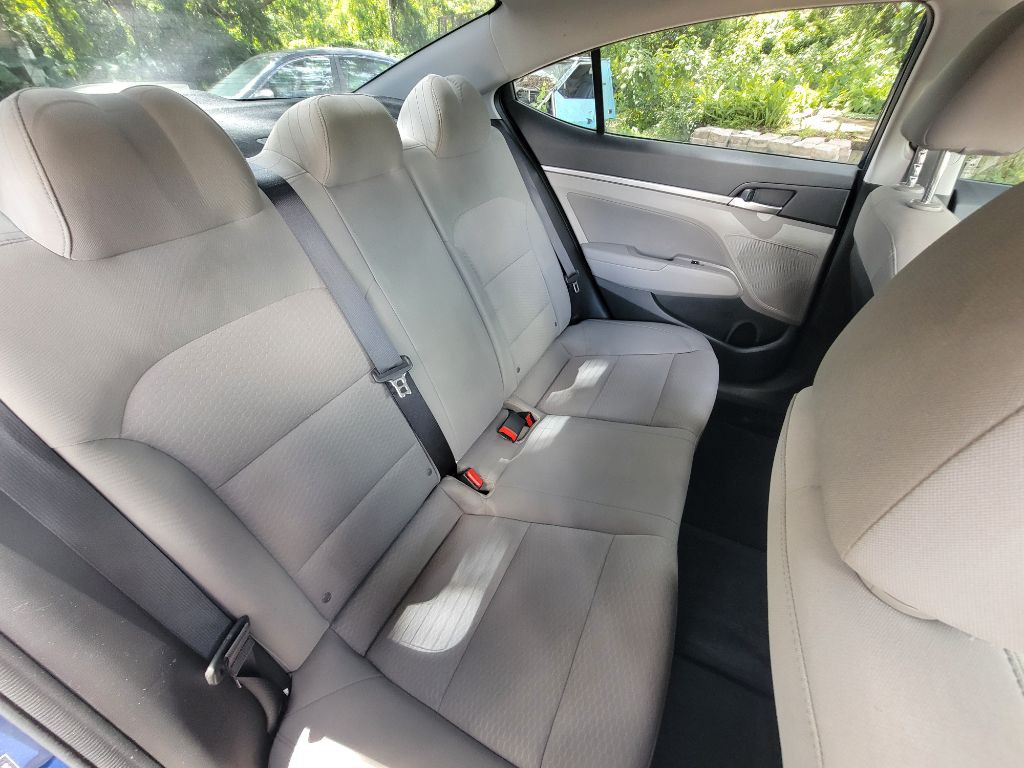 2020 Hyundai Elantra Image 31