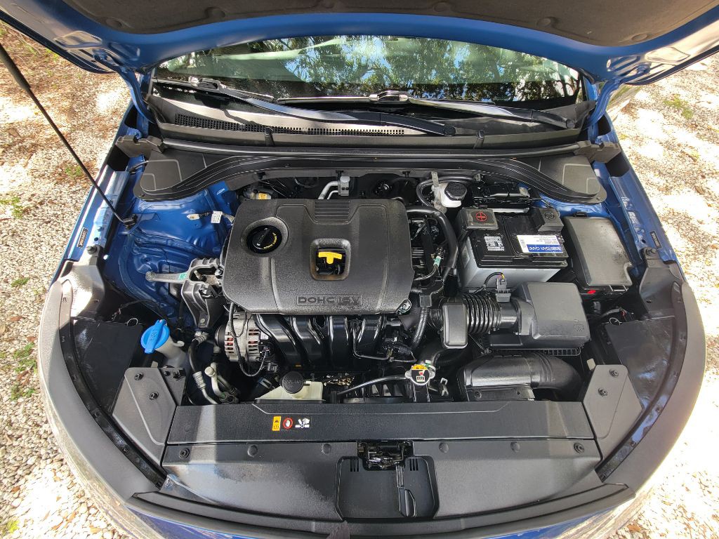 2020 Hyundai Elantra Image 36