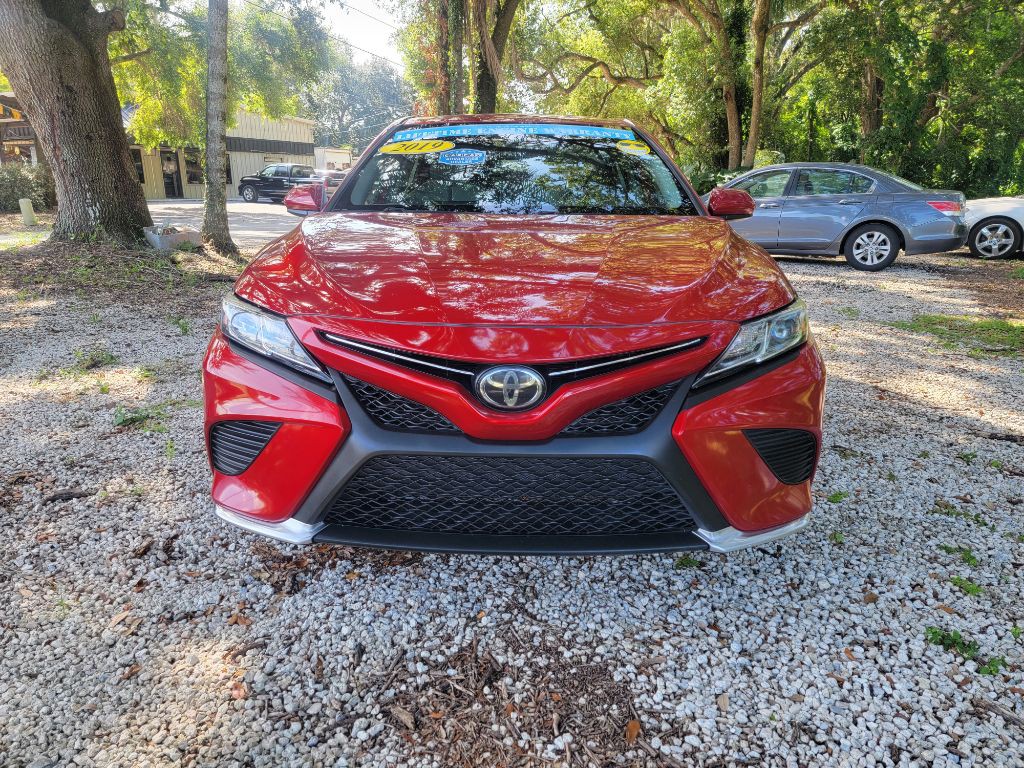 2019 Toyota Camry Image 3