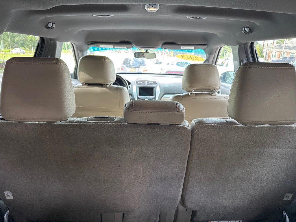 2013 Ford Explorer Image 16