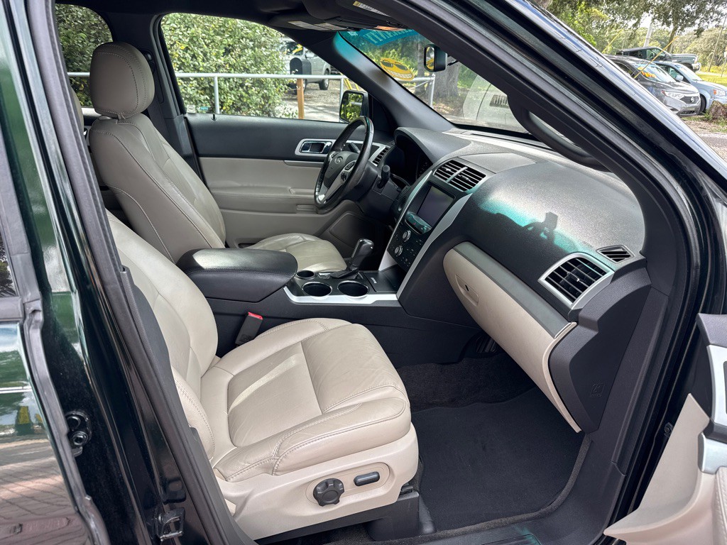 2013 Ford Explorer Image 20