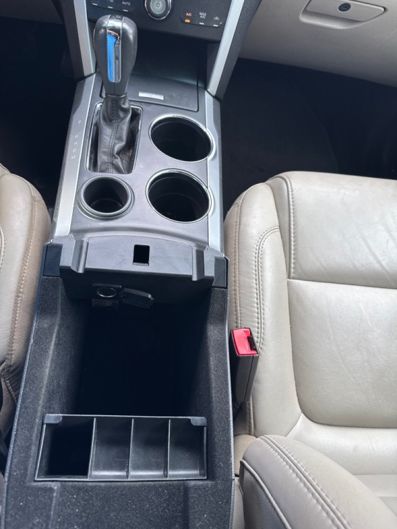 2013 Ford Explorer Image 29