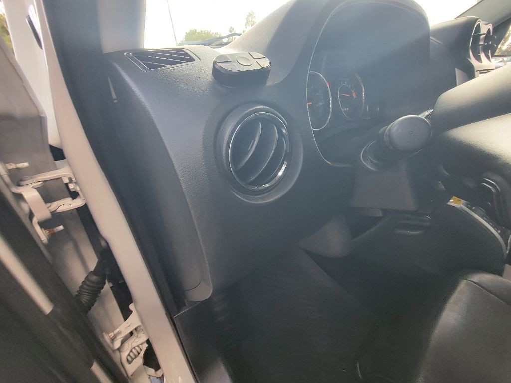2014 Jeep Compass Image 18