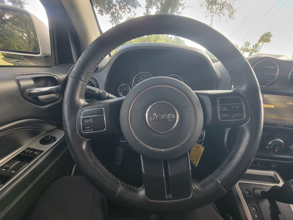 2014 Jeep Compass Image 19