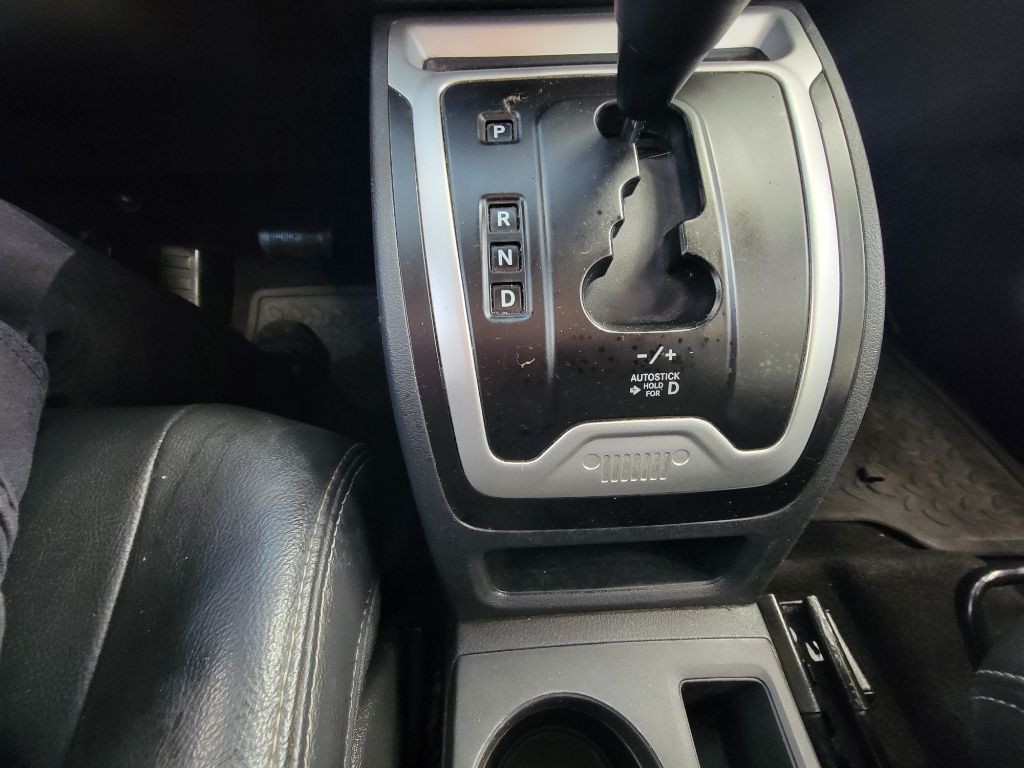 2014 Jeep Compass Image 22