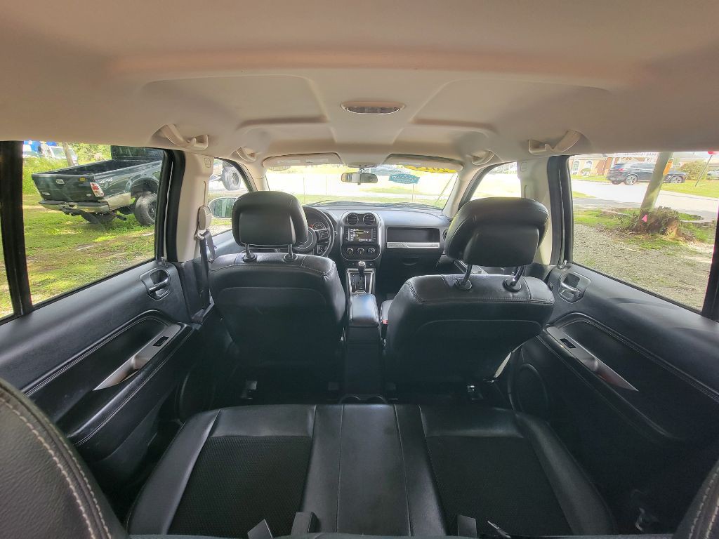 2014 Jeep Compass Image 34