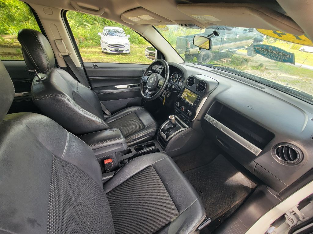 2014 Jeep Compass Image 38