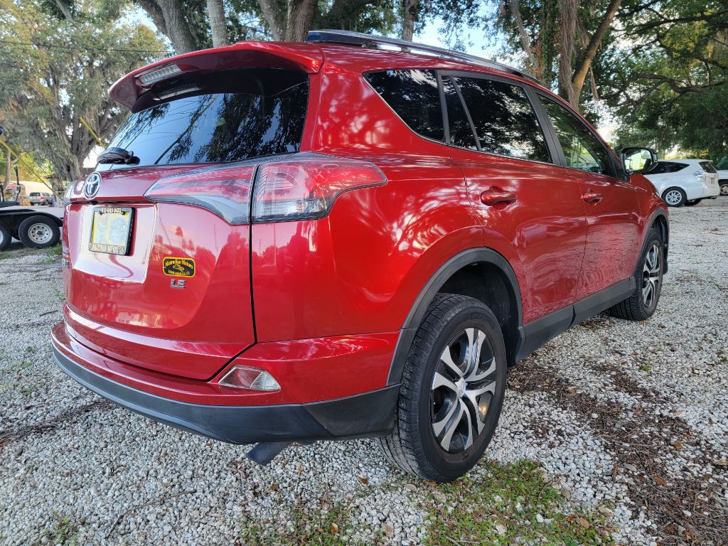 2017 Toyota Rav4 Image 6